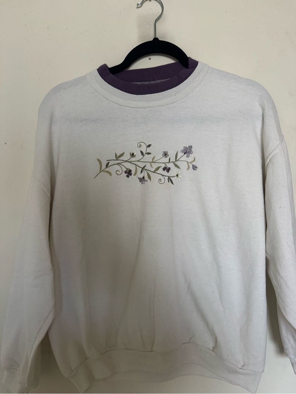White Floral Embroidered Crewneck Sweater